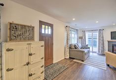 Others 3 Updated Port Orchard Home, Walk to Waterfront