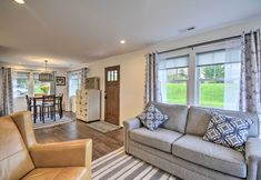 Others 5 Updated Port Orchard Home, Walk to Waterfront