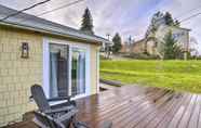 Others 7 Updated Port Orchard Home, Walk to Waterfront