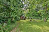 Others Tranquil Creekside Tiny Home in Dutch Country