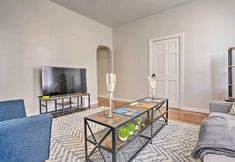 Others 3 Updated Bayonne Townhome ~ 11 Mi to Nyc!