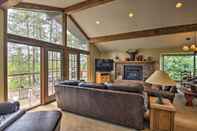 Others Sprawling Fraser Cabin w/ Hot Tub, Deck & Wifi!