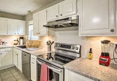 Others 2 Richardson Abode w/ Fireplace, Fenced-in Yard