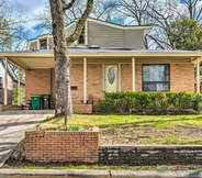 Others 4 Spacious Little Rock Home w/ Yard & Game Room