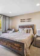 Imej utama Truckee Studio w/ Balcony & On-site Skiing!