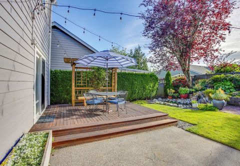 Khác Tacoma Home w/ Garden + Pond ~ 3 Mi to Beach!