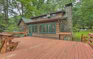 Others 5 Tafton Cottage w/ Fire Pit: 1/4 Mi to Lake!