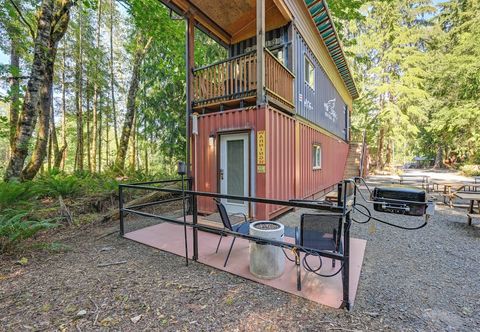 其他 Steps to Foothills Trail: Unique Carbonado Studio