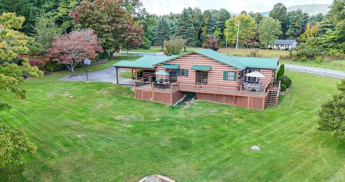 Others Blue Ridge Parkway House w/ Mountain Scenery!