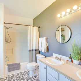 Interior 1 Charming Bend Home w/ Porch & Yard: Great Location, Les Schwab Amphitheater Hotels