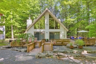 Lain-lain Chalet on the Green: Cozy Lake Ariel Retreat!