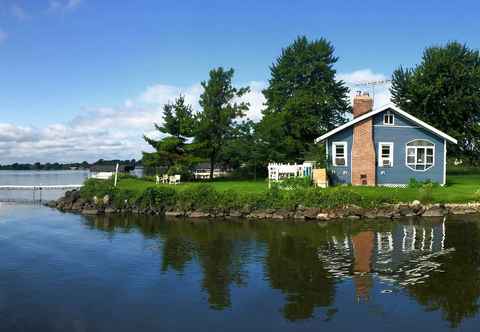 Others Cozy Fremont Cottage on Lake Poygan + Fishing Dock