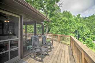 Lainnya 4 Cozy Monroe Cabin w/ Views, 4 Mi to Rice Mtn!