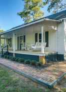 Imej utama Historic Durham Family Home w/ Expansive Yard