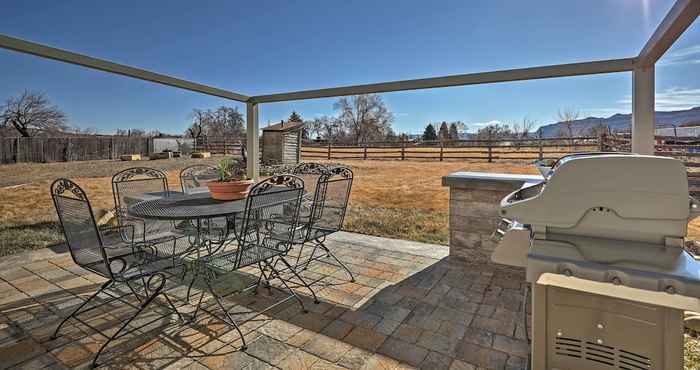 Lain-lain Escalante Home w/ Yard, Porch & Mtn Views!