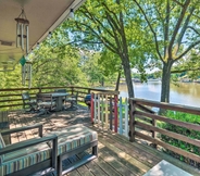 Others 4 Lakefront Hot Springs Home w/ Updated Deck & Dock!