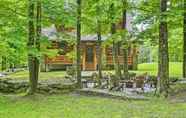 Others 4 Lake Wallenpaupack Cabin w/ Shared Pool!