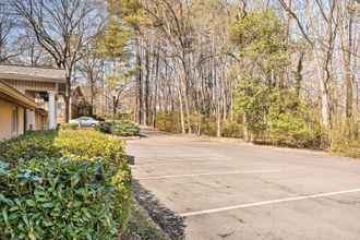 Lainnya 4 Ideally Located & Updated Chapel Hill Apartment!