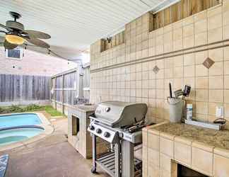 Lainnya 2 Luxe Houston Vacation Rental w/ Private Pool!