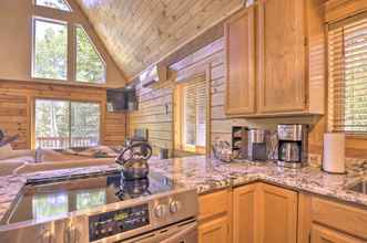 Others 4 Newly Renovated A-frame Cabin w/ Fire Pit!