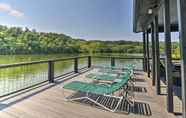 Others 7 Lakefront Jacksons' Gap Home w/ Deck, Dock & Views