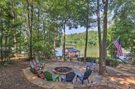 Others Lakefront Jacksons' Gap Home w/ Deck, Dock & Views