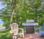 Lainnya 5 Picturesque Getaway on Big Lake w/ Fire Pit!