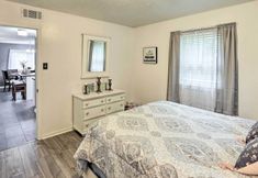 Lainnya 5 Fort Worth Retreat w/ Fenced Yard & Fire Pit!