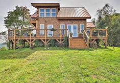 Others 4 Deck + Mtn Views: Hot Springs Hideaway on 13 Acres
