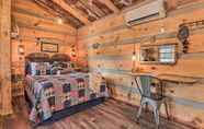 Others 6 Hand-crafted Creekside Treehouse With Grill!