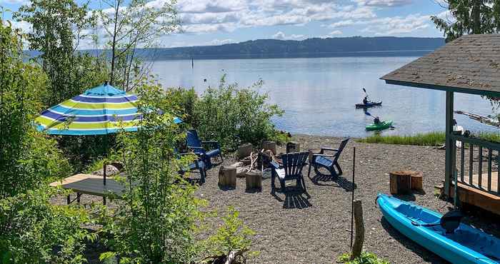 Khác Relaxing Getaway On A Private Beach in Shelton!