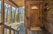 Khác 7 Peaceful Russellville Cabin Close to Lakes!