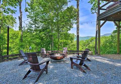 Lain-lain 'see Forever' Bryson City Cabin w/ Hot Tub & Deck!