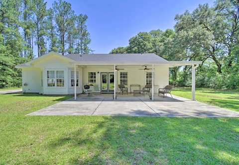 Others Spacious Fairhope Cottage w/ Covered Patio!