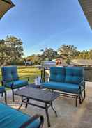 Imej utama Quiet Haven w/ Hot Tub, 4 Mi to Canyon Lake!