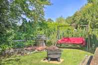 Others Waterbury Home: Playground & Porch Swing