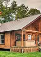 Imej utama Magnificent Victory Cabin w/ Private Hot Tub!