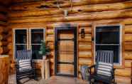 Lainnya 3 Remodeled Swedish Cope Log Cabin w/ Sauna + Loft!