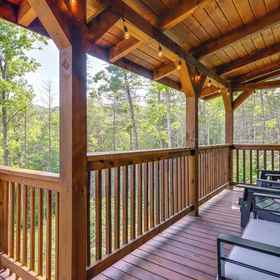 Primary image 1 Secluded Sevierville Cabin: Mtn Views & Hot Tub, Pigeon Forge Villas