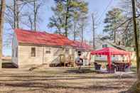 Others Laurel Home w/ Gazebo, 11 Mi to Salisbury!