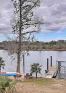 Imej utama Trent River Cottage w/ Patio, Fire Pit & Kayaks!