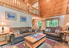 Others 4 Spacious Gatlinburg Cabin w/ Private Hot Tub!