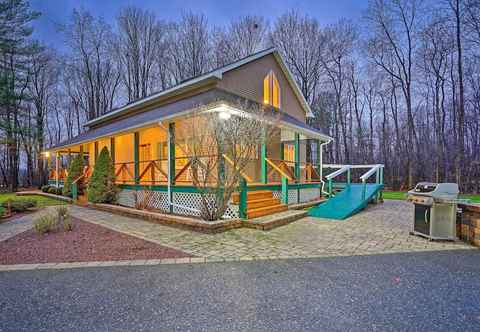 Lainnya Spacious Oneida Retreat w/ Game Room!