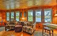Others 2 Cozy Lakefront Cabin w/ Indoor Gas Fireplace!