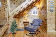 Others 'alonetime Cabin' Near Laurel Falls