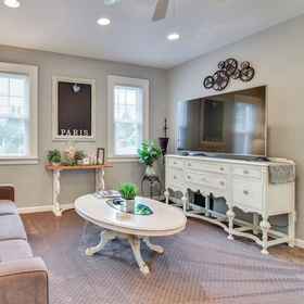 Primary image12英里至灣公園:迷人的米爾瓦基度假飯店,布拉甘萨茶飯店