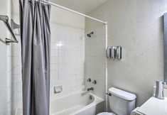 Others 3 Cozy Leander Retreat w/ Grill ~ 24 Mi Austin!