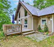 Lainnya 7 Conway Area Chalet w/ Mountain Views & Fire Pit!