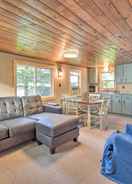 ภาพหลัก Cozy Cabin w/ Deck & Private Dock on Nelson Lake!