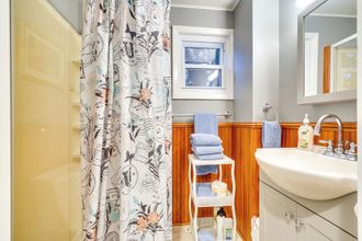 อื่นๆ 4 Historic Bemus Point Studio w/ Porch: Walk to Lake